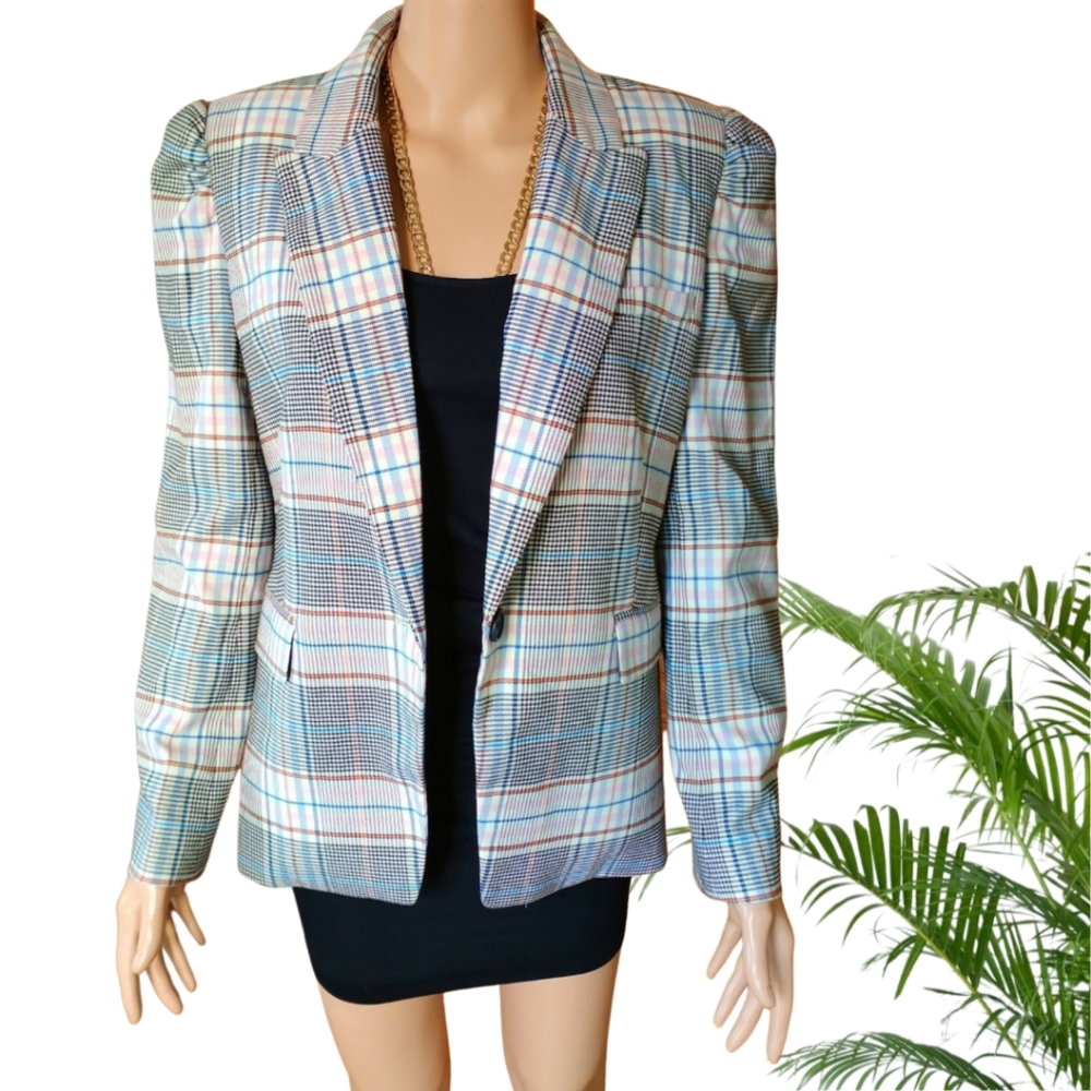 RILEY & RAE'S Women's Plaid Open blazer Size 8